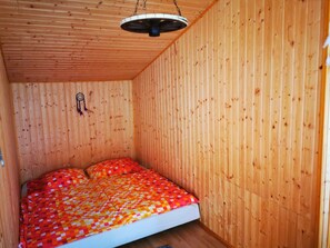 Economy Apartment, 1 Bedroom, Garden View | In-room safe, individually decorated, individually furnished
