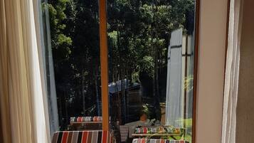 Seprai premium, selimut bulu angsa, dan bantalan ekstra lembut