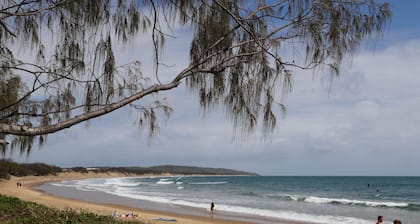 Cool Bananas Backpackers