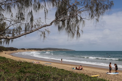 Cool Bananas Backpackers