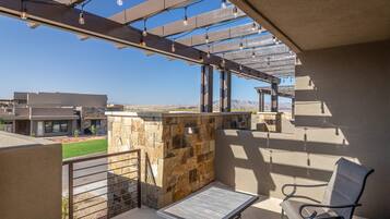 Townhome, Multiple Beds (Desert Oasis) | Balcony
