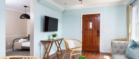 3 bedrooms, iron/ironing board, travel crib, WiFi