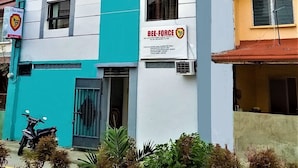 Asrama Umum Ekonomi | Eksterior