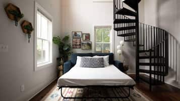 1 bedroom, iron/ironing board, travel crib, WiFi