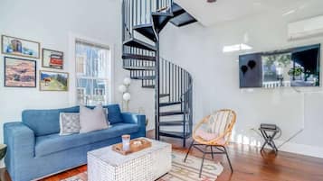 Televisión, Netflix, servicios de streaming y oficina