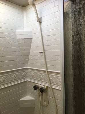 Håndklæder, Sæbe, Shampoo, Toiletpapir