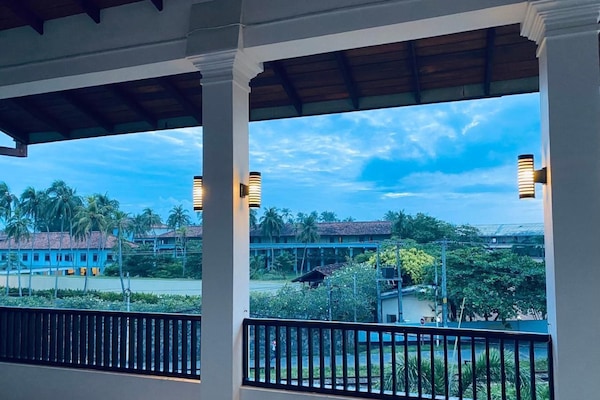 Beach/ocean view