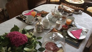 Breakfast area - Chateau de Boiscoursier (Marnay)