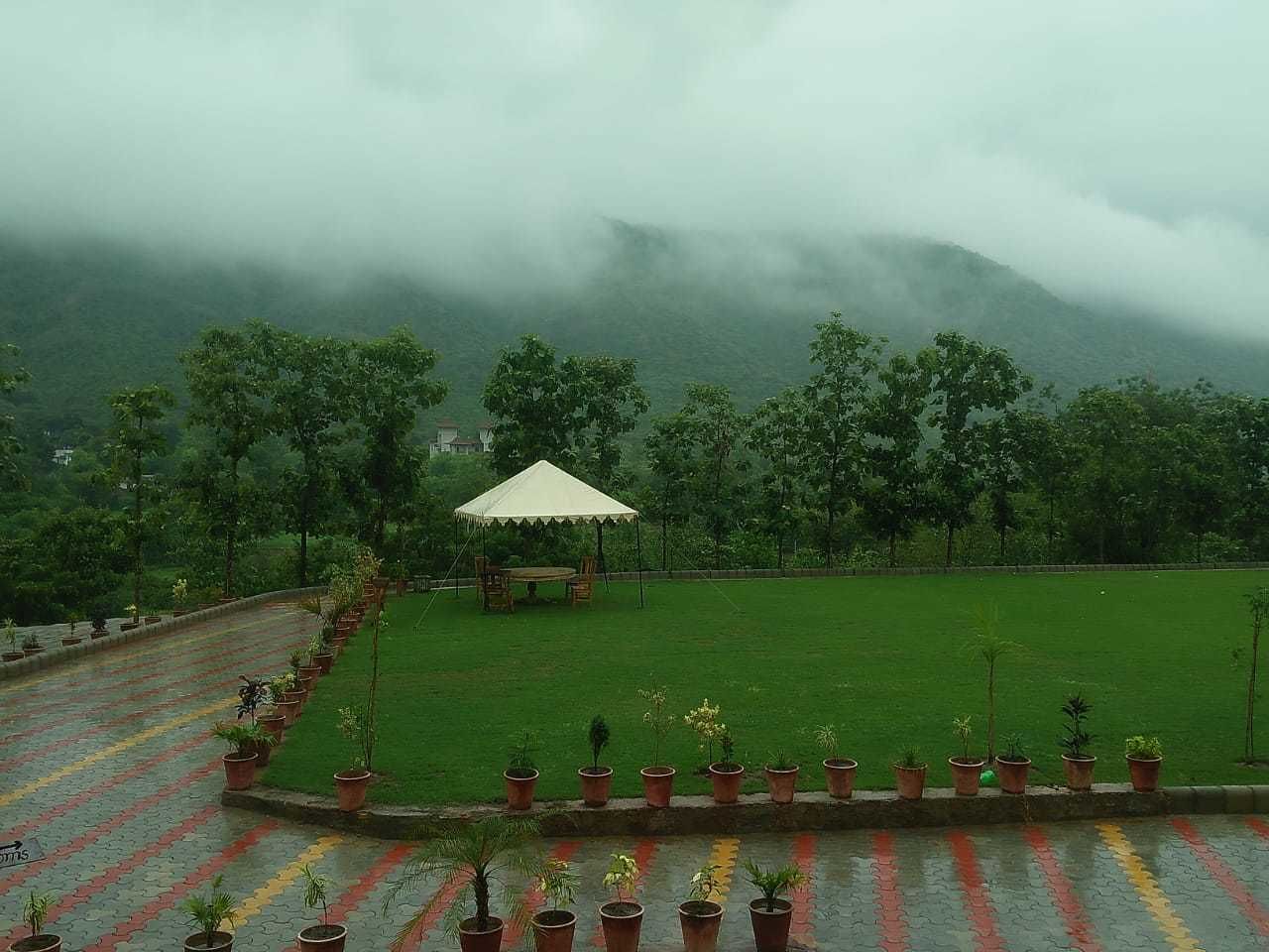 Lối vào nơi lưu trú