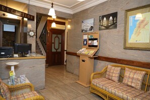 Lobby - Viccini suites- 1 Bedroom Apartment (Bayrut)