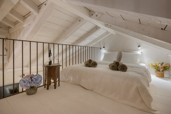 1 quarto, Wi-Fi de cortesia, roupa de cama