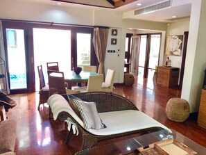 Interior - Kirinakara luxury villa (Tambon Hin Lek Fai)