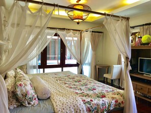 4 bedrooms, iron/ironing board, WiFi, bed sheets - Kirinakara luxury villa (Tambon Hin Lek Fai)