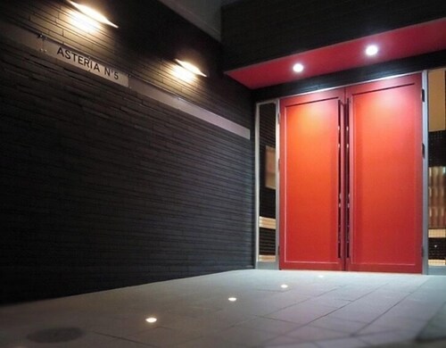 Chilling Japanese Casual | Safe Residential Area. Everything is close together
