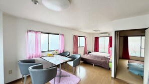 1 chambre, fer et planche à repasser, Wi-Fi gratuit, draps fournis