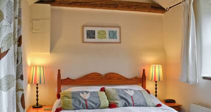 1 bedroom accommodation in South Acre