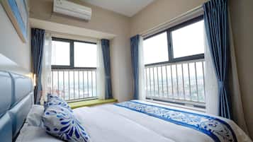Phòng Suite dành cho gia đình, nhiều giường | 1 phòng ngủ, bộ đồ giường cao cấp, chăn bông