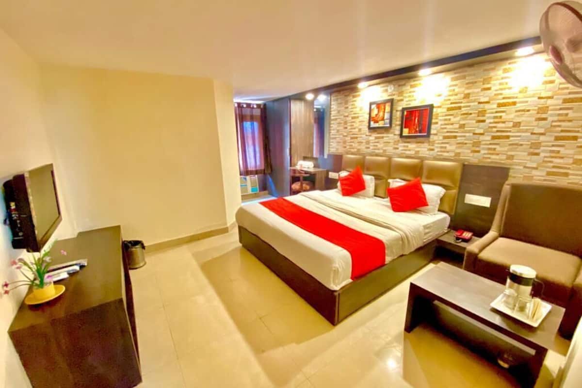 Deluxe Room | Seterika/papan seterika, katil lipat simpan/tambahan, Wi-fi percuma