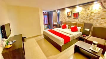 Camera Deluxe | Ferro/asse da stiro, letti aggiuntivi (a pagamento), Wi-Fi gratuito