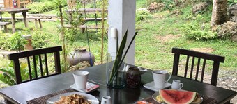 Kahanamoku Bed & Breakfast