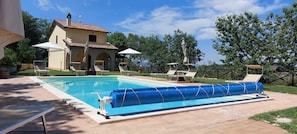 Piscine extérieure, piscine chauffée