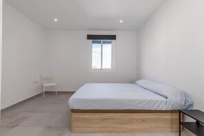 3 bedrooms, iron/ironing board, internet, bed sheets - Rental unit in Port de Sagunt · ★4.60 · 3 bedrooms · 3 beds · 2 baths (Port de Sagunt)