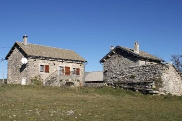 Exterior - Gite AUTHENTICALLY RESTORED, IN THE HEART OF NATURAL PARK DS GDS CAUSSES (veyreau)