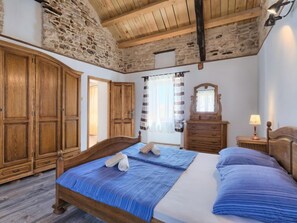 3 bedrooms, WiFi