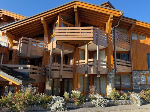 4-person studio at the foot of the slopes, on the Hauts de La Rosière. 