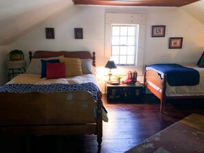 Room - The Ira Weed House (Wurtsboro)