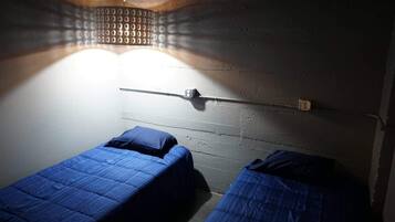 2 slaapkamers, een strijkplank/strijkijzer, wifi, beddengoed