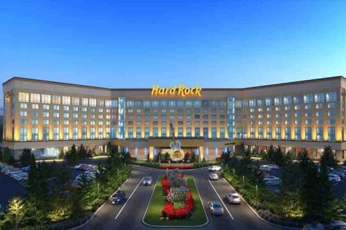 CozyUrbanLoft-Downtown Living, Walkable