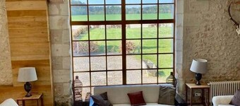 Storslått hus, nær Beauval, svømmebasseng, tennis, stille, 700 Ha eiendom