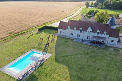Wunderschönes Haus, in der Nähe von Beauval, Schwimmbad, Tennis, ruhig, 700 ha Grundstück