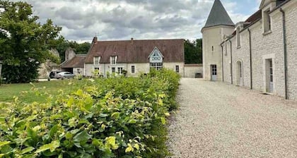 Demeure de Bizard · Chùteau Bizard, 19 p, pool,