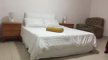 3 dormitorios, tabla de planchar con plancha, wifi y ropa de cama
