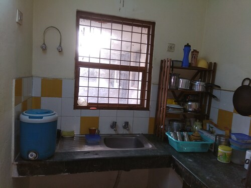 2 BHK furnished AC apartment, close to Expo Mart