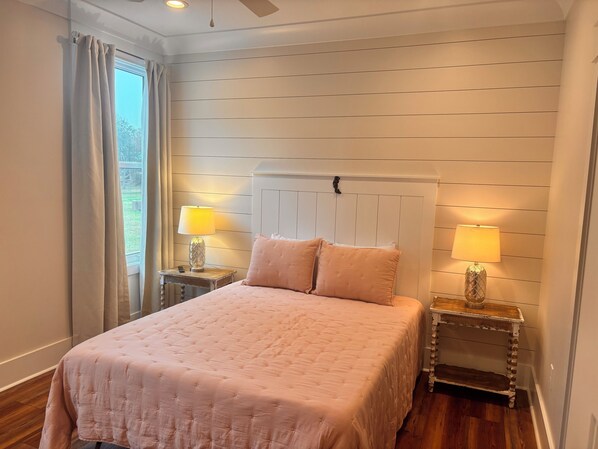 3 bedrooms, WiFi, bed sheets