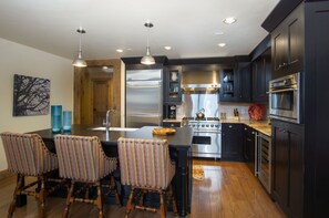 Fridge, microwave, oven, stovetop - Slopeside Retreat, Luxury Ski In/Out Condo with Views! Outdoor Pool,Hot Tub, Fire Pit! (Steamboat Springs)
