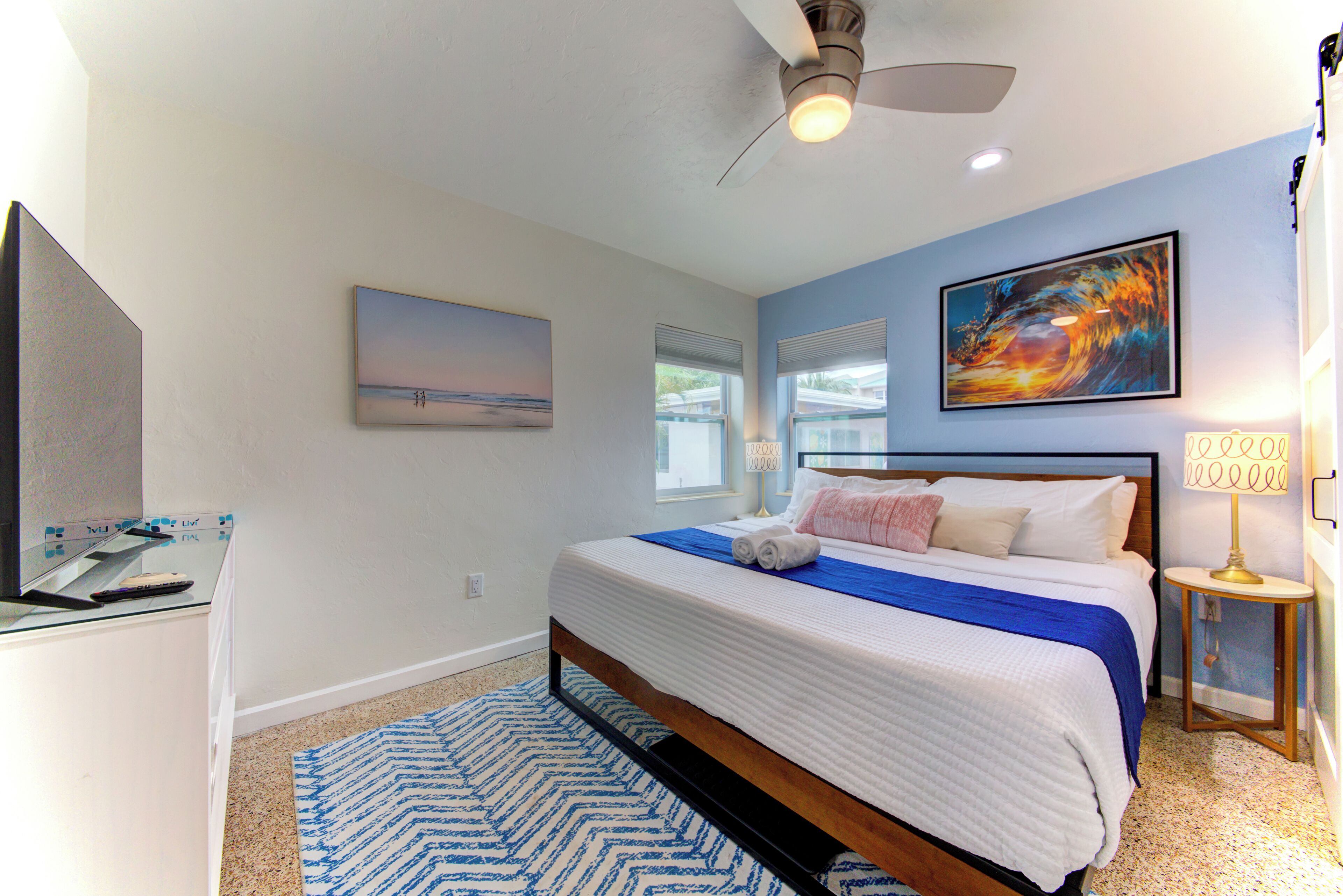 Cottage dành cho gia đình, nhiều giường, không hút thuốc, cạnh bãi biển | 2 phòng ngủ, truy cập Internet không dây miễn phí, trang trí khác biệt 