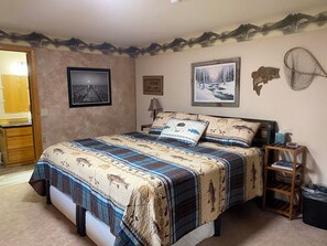 6 habitaciones, tabla de planchar con plancha, wifi y ropa de cama 