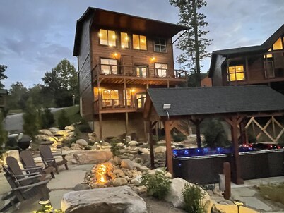 Private Outdoor Space! Waterfall, Firepit, Arcade, Swim Spa, 2 Hot Tubs!