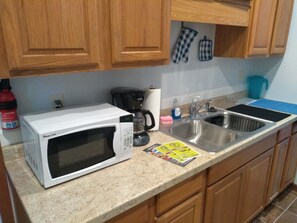 Fridge, microwave, oven, stovetop - Upper Level Duplex Near Downtown (Lafayette)