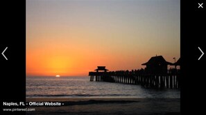 Liegestühle, Strandtücher