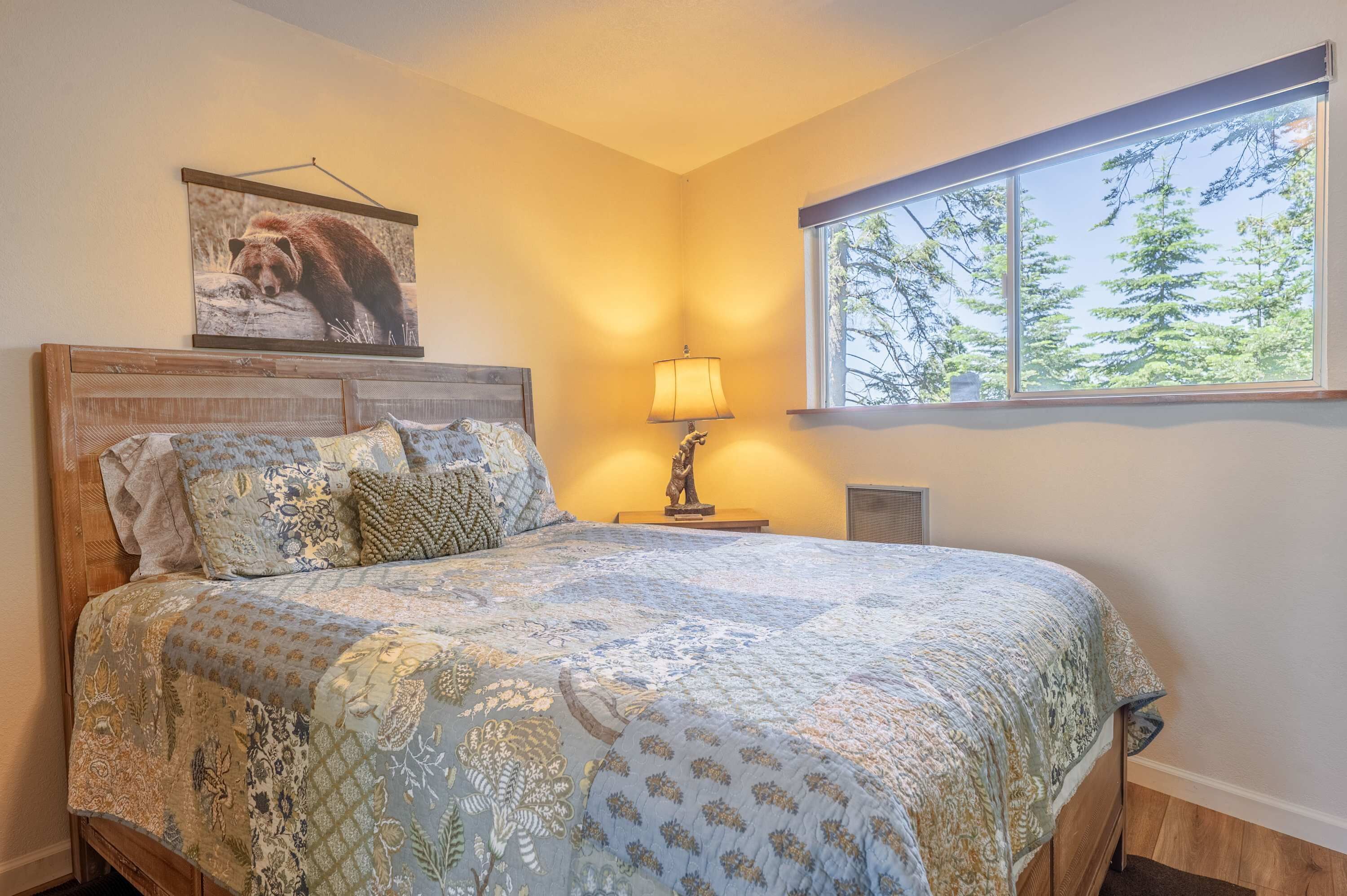 2 chambres, lit parapluie, Wi-Fi, draps fournis