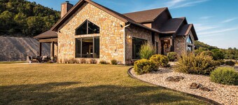 Lentävä karjatila - Cozy Cabins Real Estate, LLC.