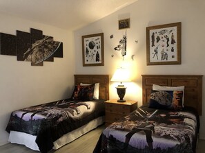 5 chambres, fer et planche à repasser, lit parapluie, Wi-Fi gratuit