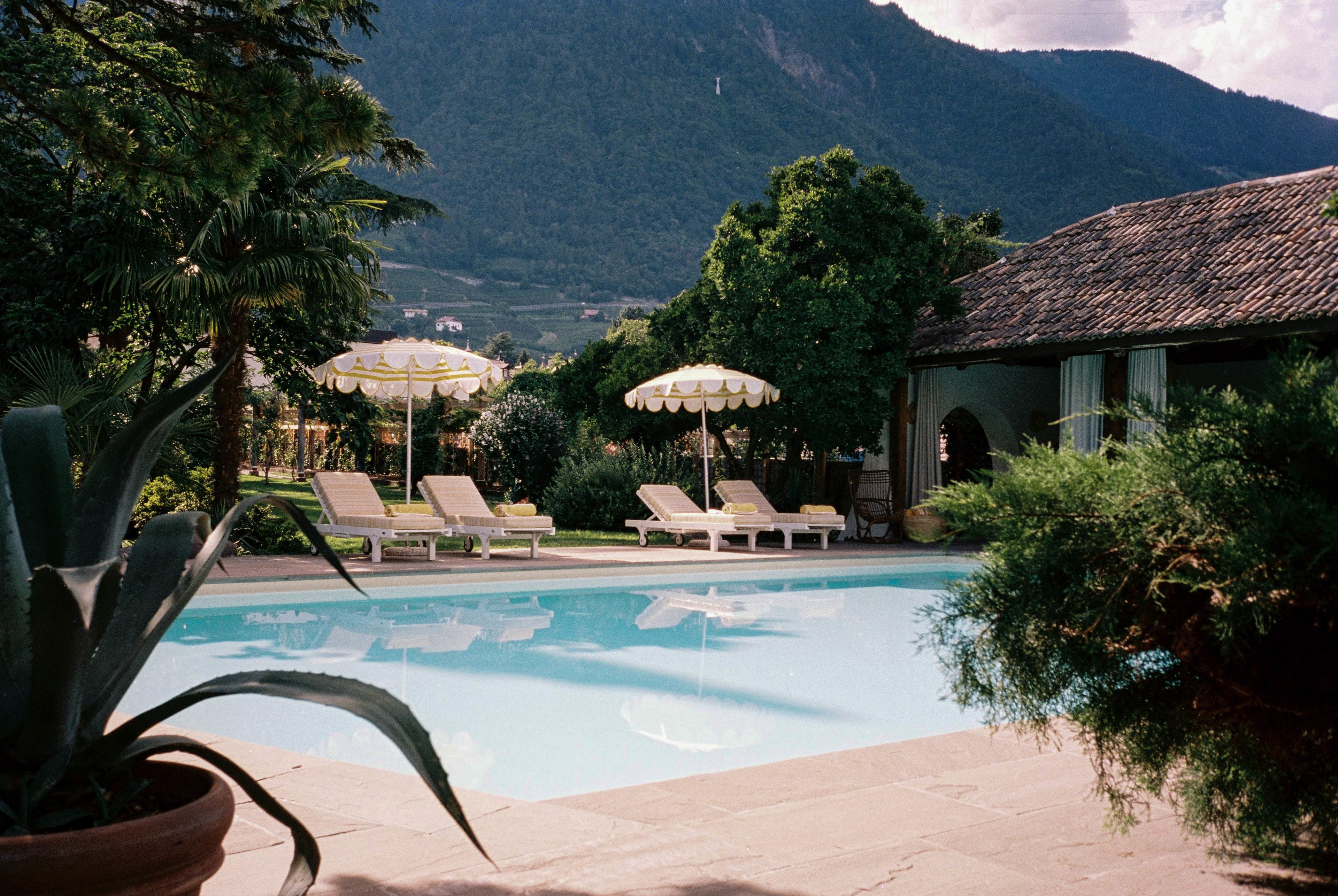 Indoor pool, 2 outdoor pools, sun loungers