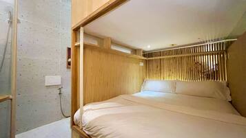 10 bedrooms, free WiFi