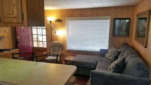 テレビ、書斎 / ワークスペース